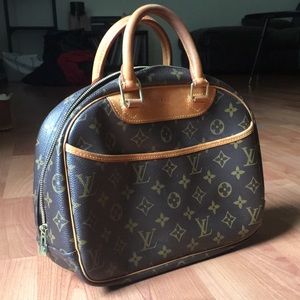 Louis Vuitton Purse